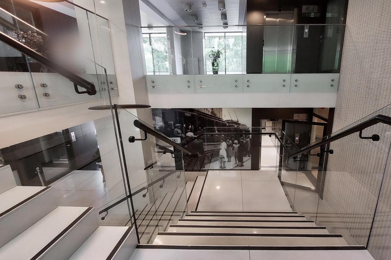 Lumina Apartments Near Warsaw Uprising Museum מראה חיצוני תמונה