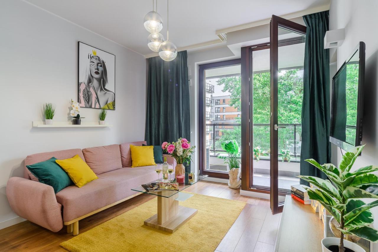 Lumina Apartments Near Warsaw Uprising Museum מראה חיצוני תמונה