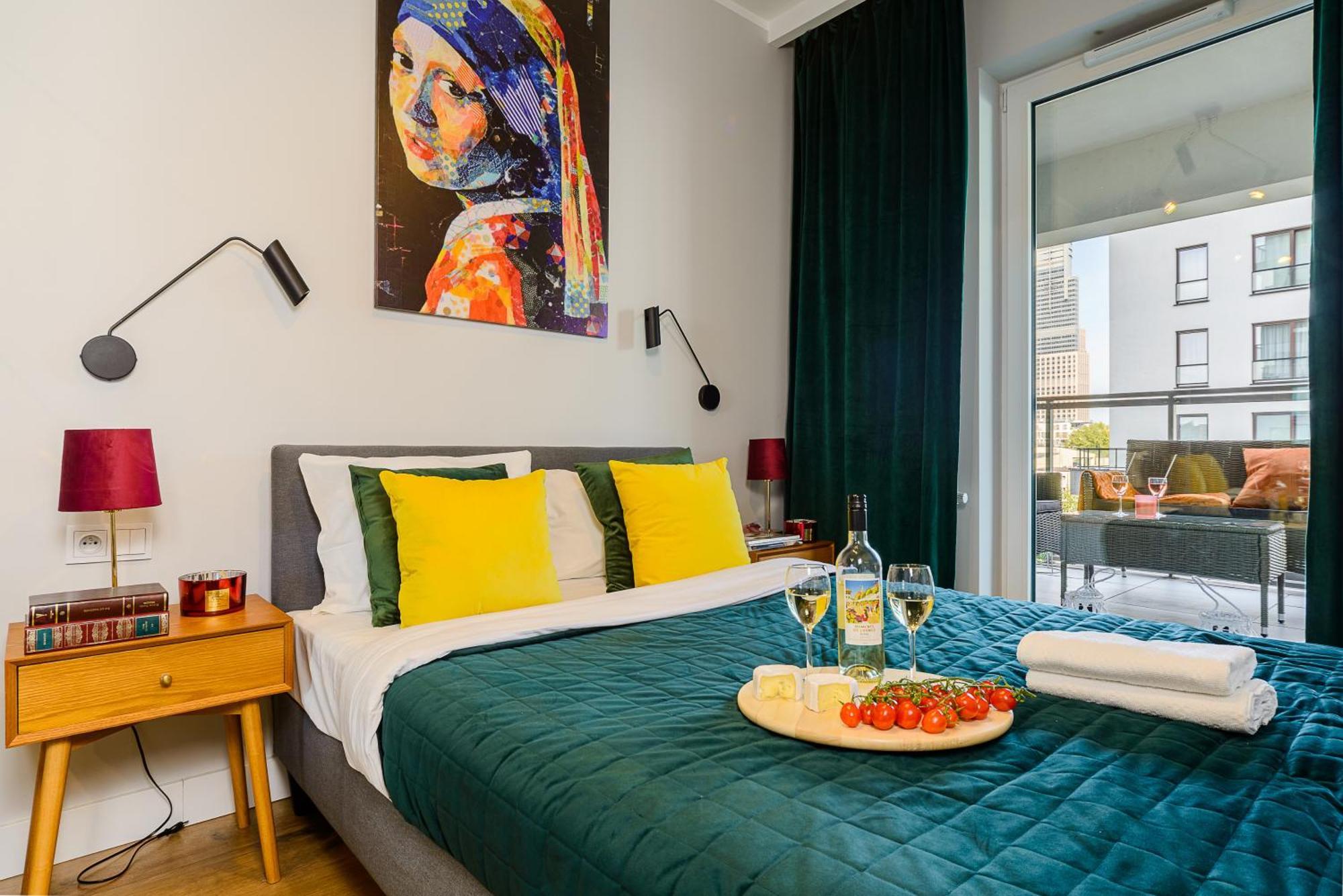 Lumina Apartments Near Warsaw Uprising Museum מראה חיצוני תמונה