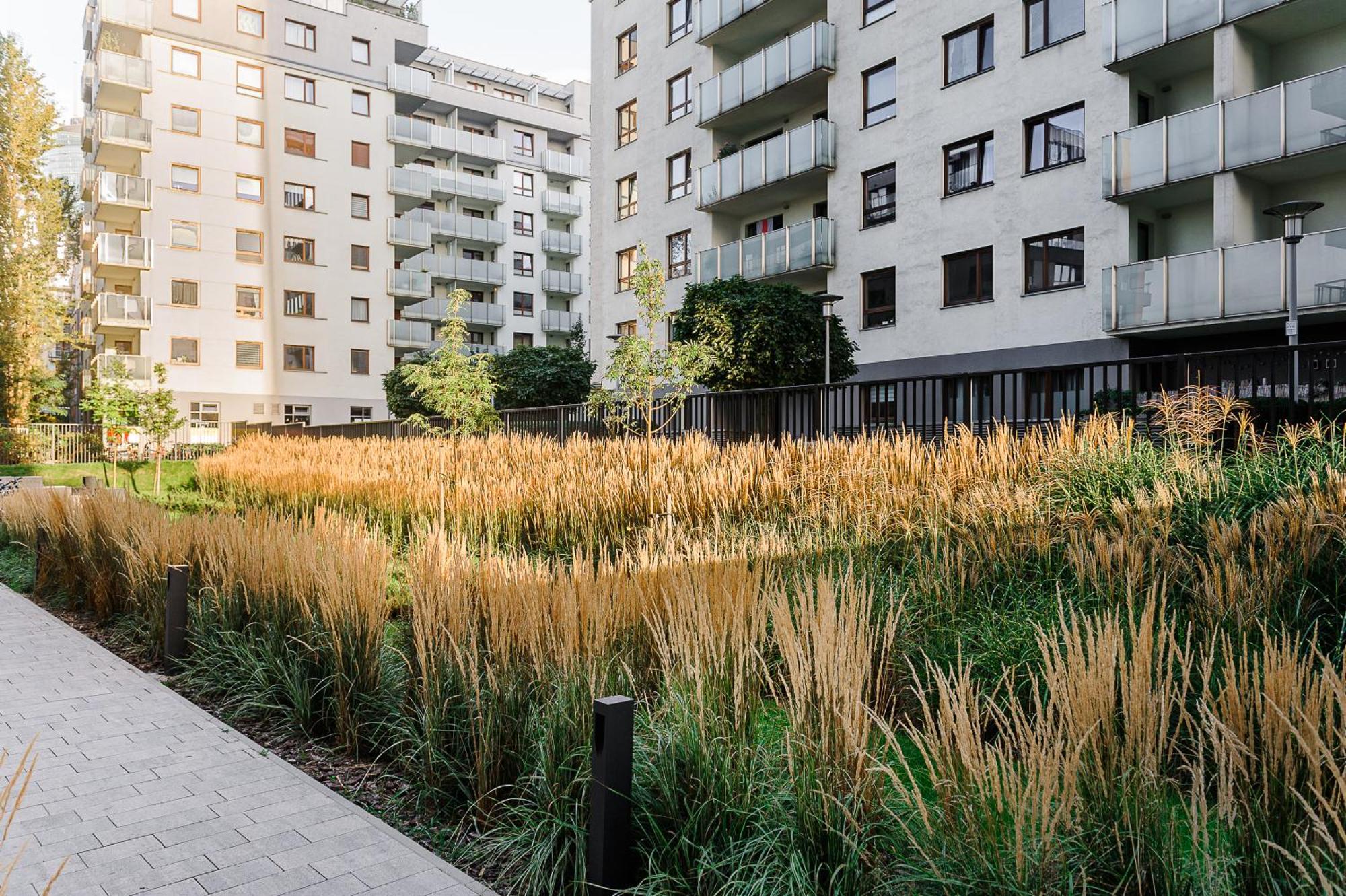 Lumina Apartments Near Warsaw Uprising Museum מראה חיצוני תמונה