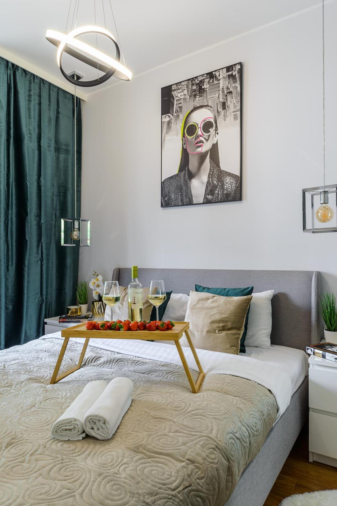 Lumina Apartments Near Warsaw Uprising Museum מראה חיצוני תמונה